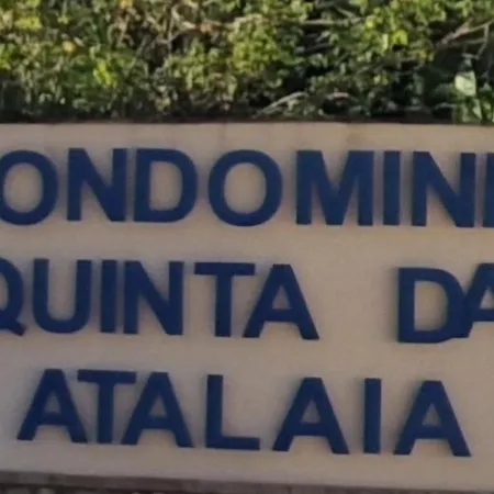 Quinta Da Atalaia - Seaview Townhouse With Pool *